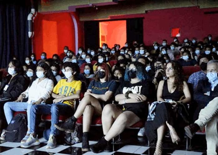 Presentan película italiana en la Cinemateca Nacional