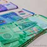 Fajo de billetes de córdobas, moneda oficial de Nicaragu