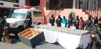 Policía hondureña decomisa 409 paquetes de marihuana en una ambulancia