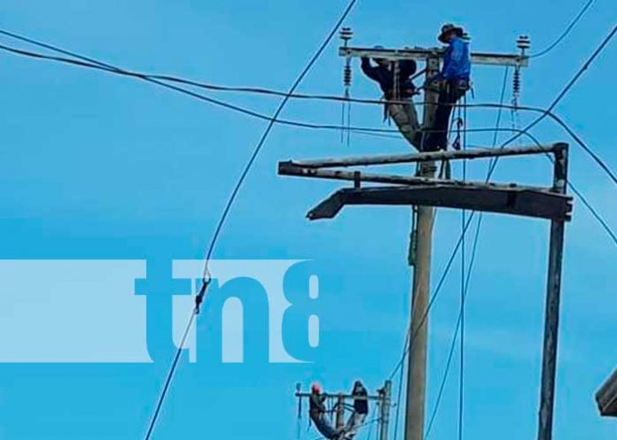 poste1 Rehabilitación de la red eléctrica de la ciudad de Bilwi