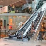 Trágica muerte de niño tras caerle un espejo en Reino Unido Trágica muerte de niño tras caerle un espejo en Reino Unido