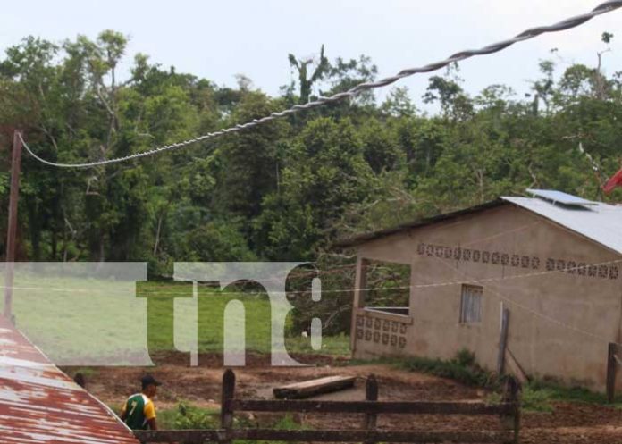 siuna-energia-01 Proyecto de energía eléctrica llega a comunidad Lívico, en Siuna