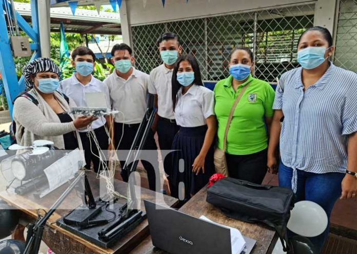 Evento en colegio de Managua sobre tecnología e innovación