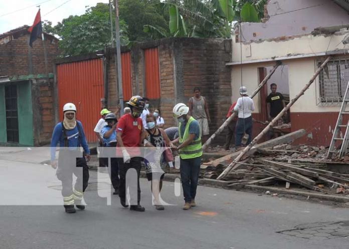 techo-derrumbe-leon-02 Vivienda cuyo techo se derrumbó en la ciudad de León