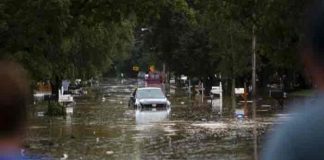 Biden declara "desastre mayor" en Tennessee azotado por inundaciones