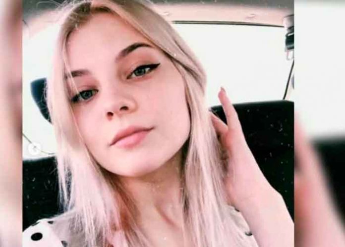 Exótico traje de baño de Clavadista de Ucrania en Tokyo 202O