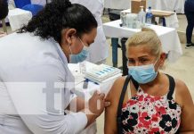 Aplicación de la vacuna contra el COVID-19 en Managua