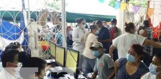 Jornada de aplicación de la vacuna contra el COVID-19 en Granada