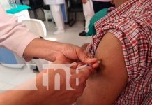 Jornada de vacunación en centro de salud de Mateare