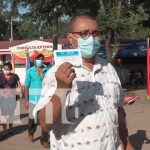 Habitantes de Rio Blanco reciben vacuna contra el Covid-19