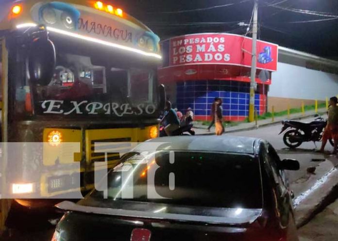 Conductor de vehículo se lleva el susto de su vida