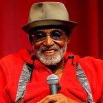 Muere Melvin Van Peebles, icono del cine afroamericano, a sus 89 años.