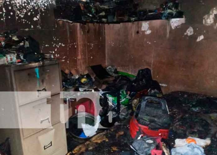 Incendio en el barrio Bóer deja perdidas de más de 100 mil córdobas