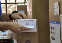 Argentinos participan en las Elecciones PASO 2021 Argentinos participan en las Elecciones PASO 2021.