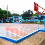 Familias agradecen la remodelación de la cancha deportiva del barrio Grenada Familias agradecen la remodelacion de la cancha deportiva del Barrio Pantasma
