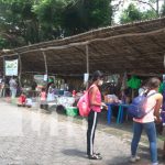 El Mercadito de Santa Cruz de la Isla de Ometepe les ofrece diversos productos El Mercadito de Santa Cruz de la Isla de Ometepe les ofrece diversos productos