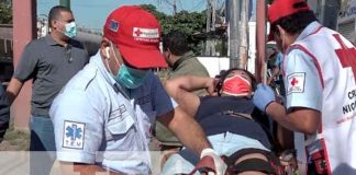 Motociclista imprudente impactó en una camioneta en Managua