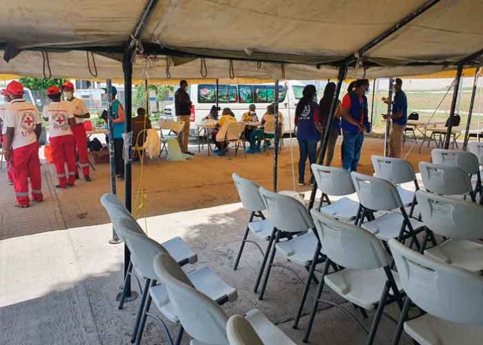 9 Estados Unidos deporta a más 1.300 migrantes haitianos