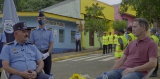 Entrevista en Estudio TN8 sobre formación de cadetes de la Policía Nacional