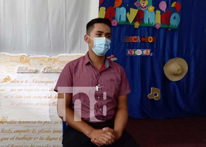 Reconocimiento al Mejor Docente de Nicaragua, quien trabaja en Jinotega