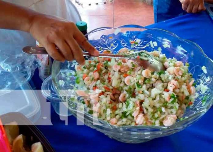 ante2 Entérate de cómo se elabora el cóctel de camarón en Nicaragua