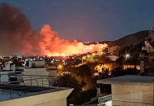 Incendio en Grecia cerca de Atenas