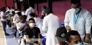 Puestos de vacunación contra el COVID-19 abarrotados en Bluefields