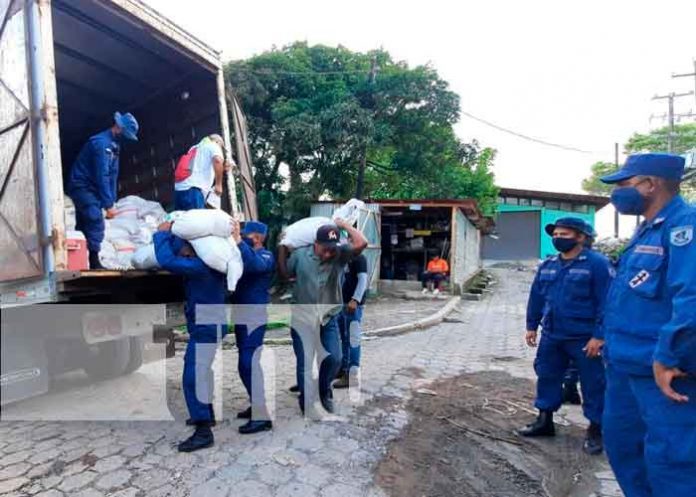 blu-001 Paquetes alimenticios son enviados