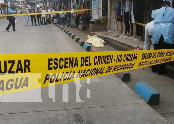 Hombre falleció en una calle transitada de Boaco producto de un infarto
