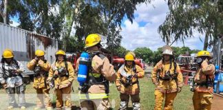 Capacitación de bomberos con técnicas de la "prueba de fuego"