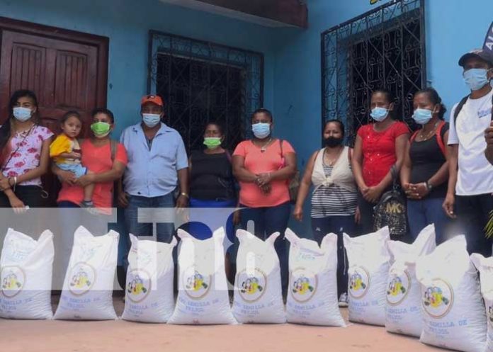 Entrega del bono de frijol para productores en Ometepe