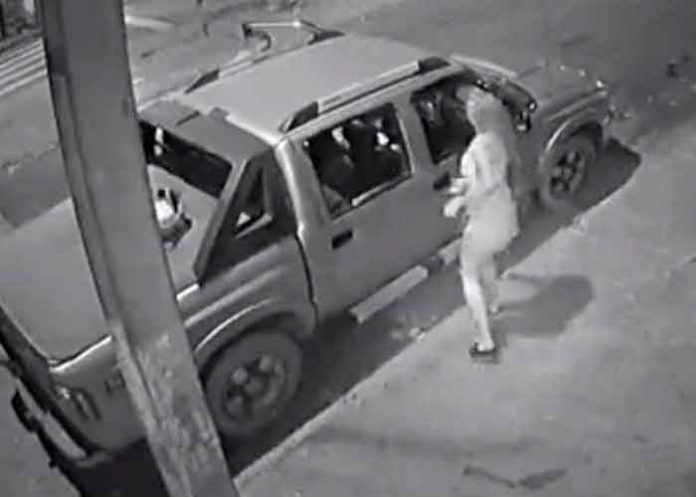 Mujer es apuñalada por su esposo por ser infiel