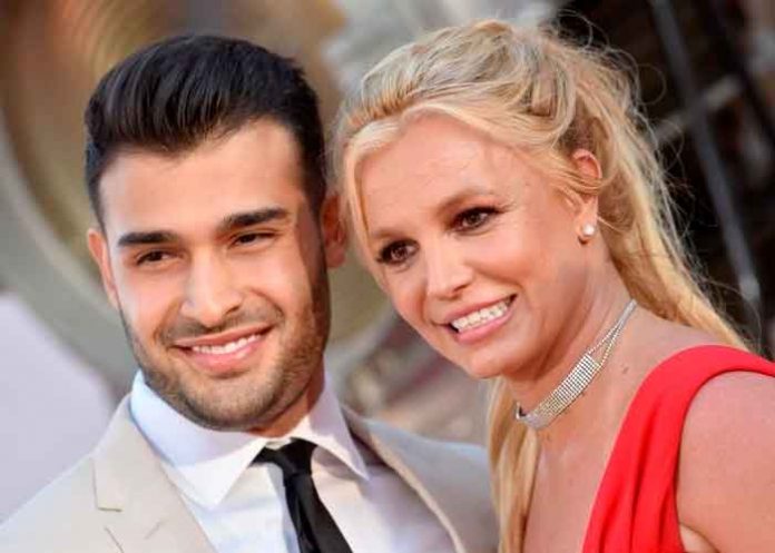 Britney Spears y Asghari