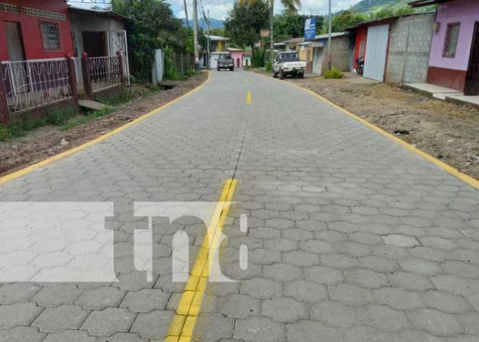 Inauguran 2 tramos de calles adoquinadas en Yalí, Jinotega