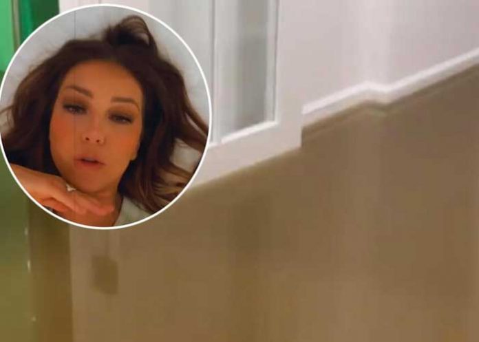 A Thalía se le inundó la casa con las lluvias