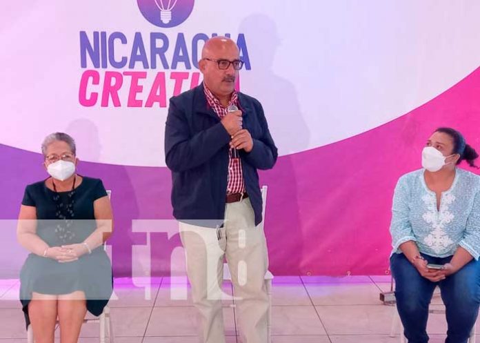 Realizan foro de Economía Creativa