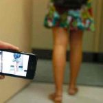 Hong Kong encarcelará a quienes tomen fotos por debajo de la falda