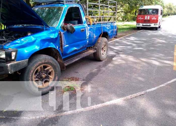 Ponchadura de una llanta causa accidente en Chontales
