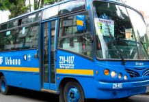 ¡No se aguantaron! Una pareja colombiana echó su "polvo" en un bus