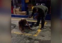 ¡Insólito! Policía le «saca los demonios» a joven en una gasolinera ¡Insólito! Policía le "saca los demonios" a joven en una gasolinera