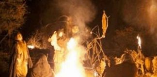 Queman vivas a ocho mujeres acusadas de brujería en el Congo