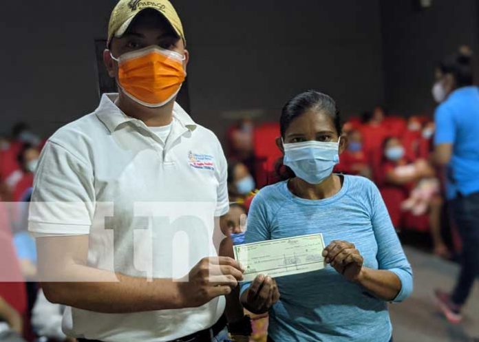 El programa Usura Cero aumenta los créditos para las emprendedoras de Madriz