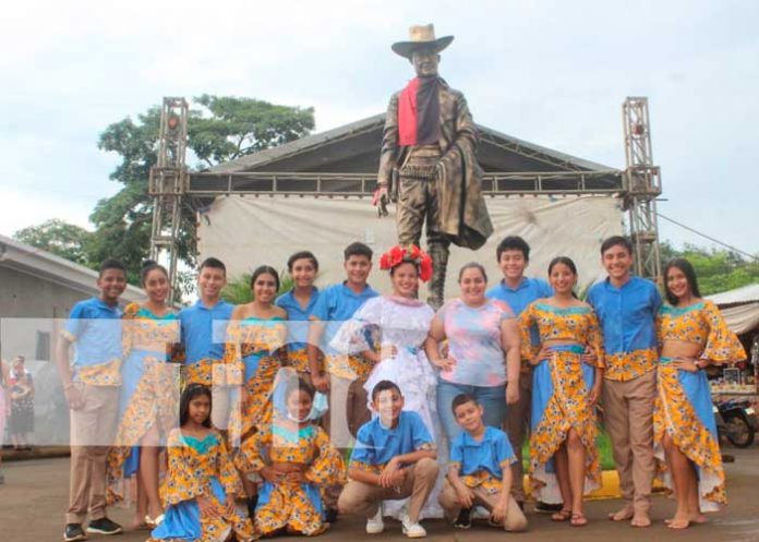 Inauguran nueva escuela de danza