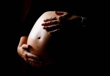 Ejecutan a mujer embarazada en su propio baby shower en Nueva York Ejecutan a mujer embarazada en su propio baby shower en Nueva York