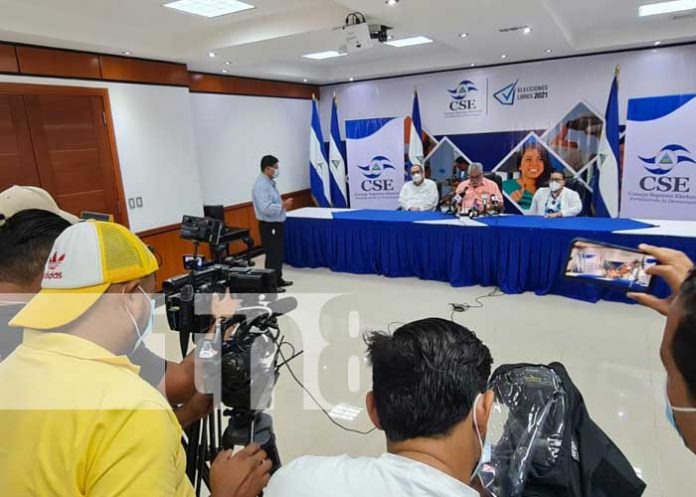 Conferencia de prensa desde el CSE sobre el calendario electoral