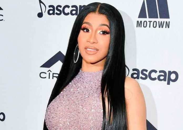 entre2 ¡Ya nació! Cardi se convierte en mamá por segunda vez