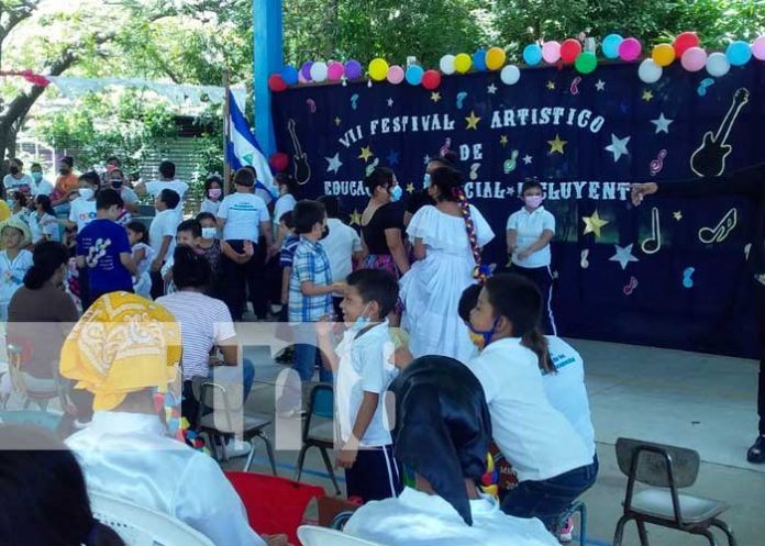 escuela-discapacidad-3 Escuela Melania Morales realiza actividades con niñez con discapacidad para festejar a la patria