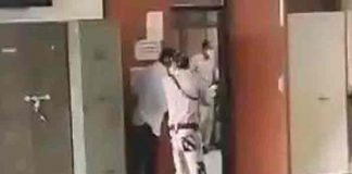 Falsos abogados asesinan al gángster Jitendra Gogi en un tribunal de India