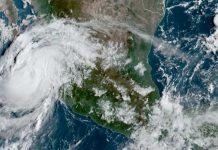 Huracán Olaf apunta al resort mexicano de Los Cabos Huracán Olaf apunta al resort mexicano de Los Cabos