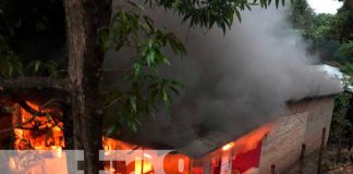 Incendio consume en su totalidad una vivienda en Juigalpa, Chontales